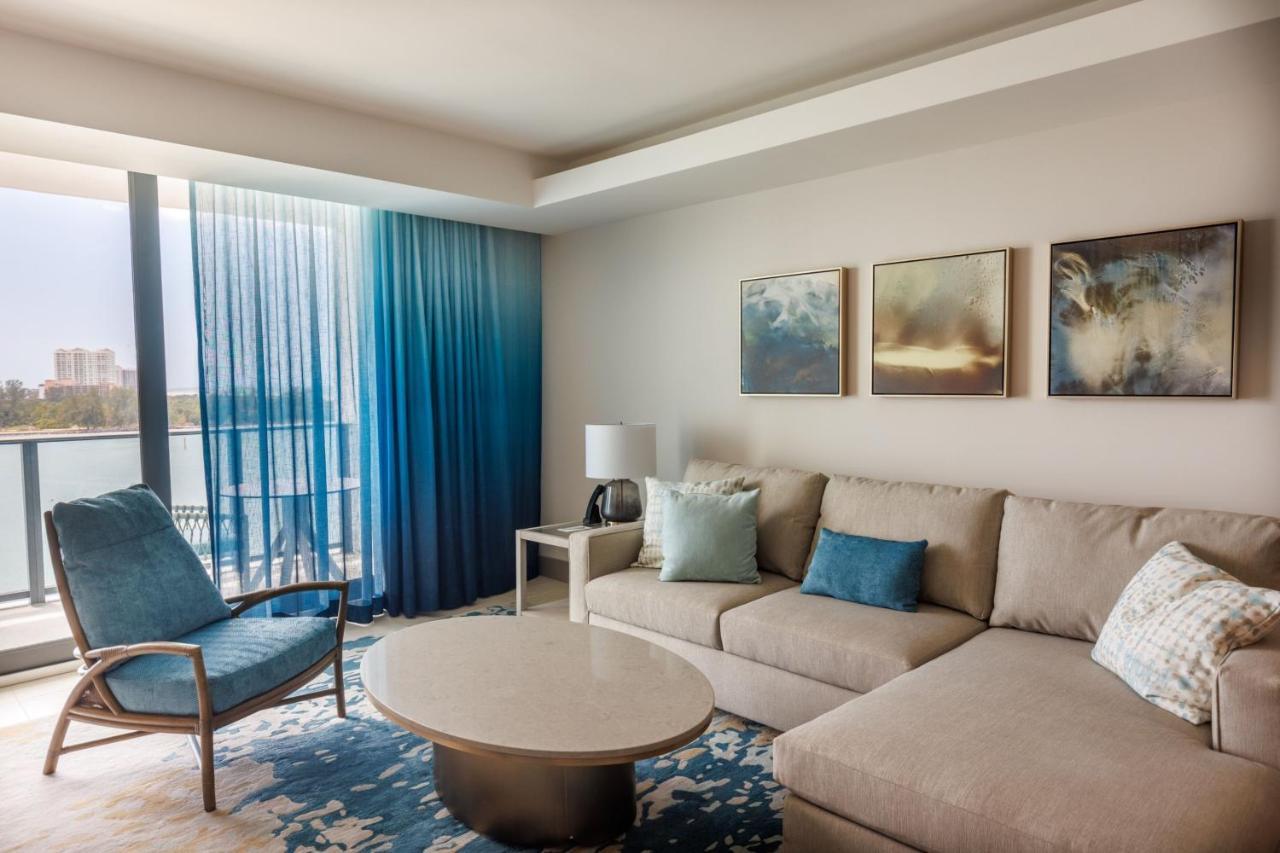 Jw Marriott Clearwater Beach Resort & Spa Exterior photo