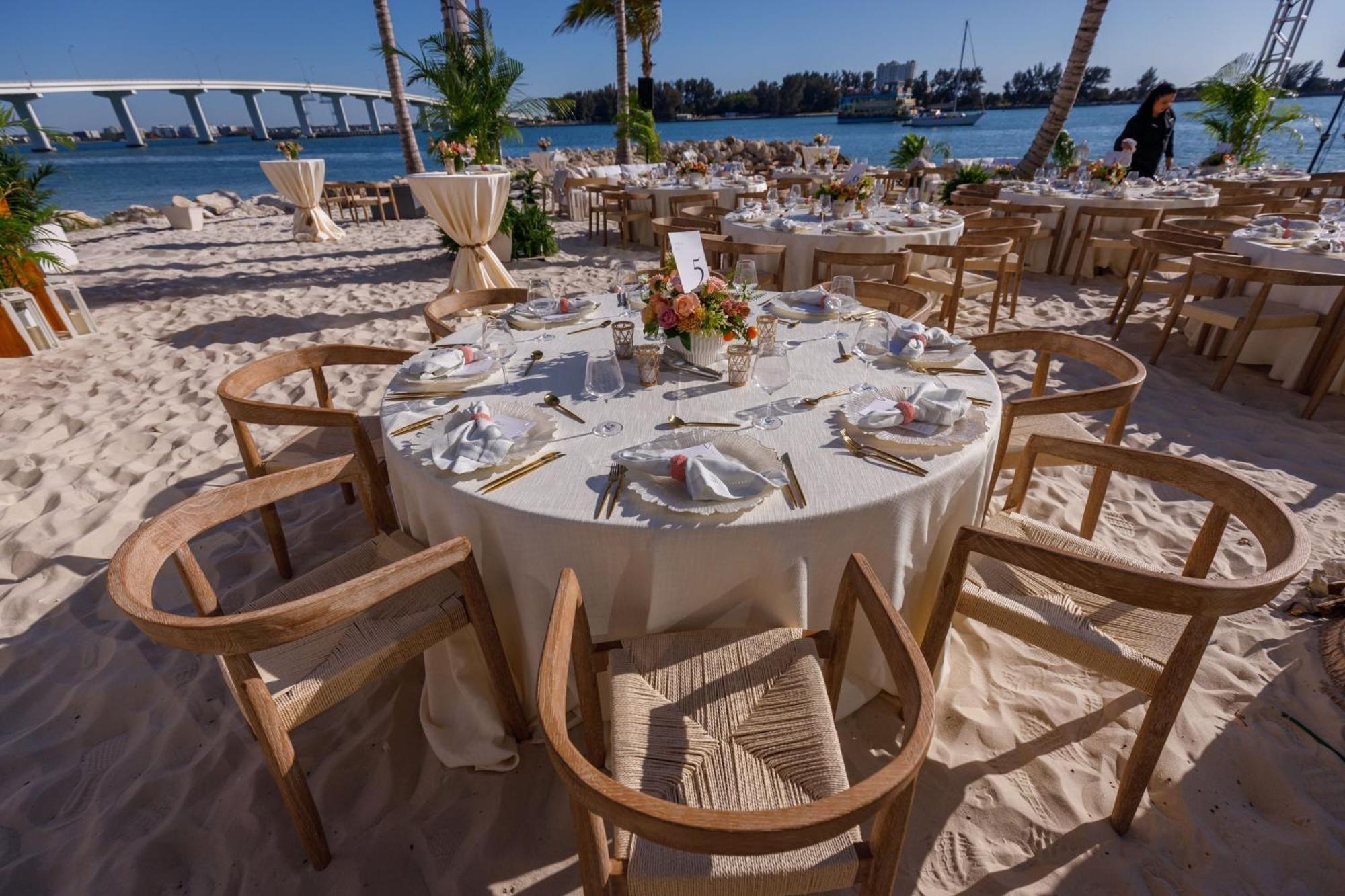 Jw Marriott Clearwater Beach Resort & Spa Exterior photo